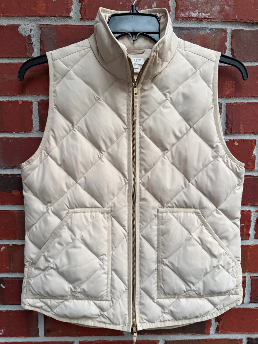 J. Crew Women’s Small Quilted Full Zip Light Cream Down Filled Puffer Vest P5